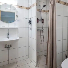 Hotel Svanen vonios kambarys 2