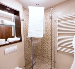 Hotel Transilvania dusas