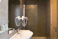 Hotel Via Augusta vonia 3958