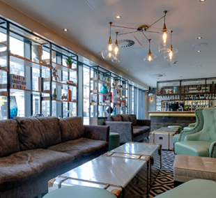 Hub by Premier Inn Edinburgh Haymarket bar