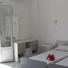 iraklis apartments 2