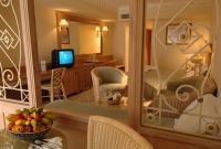 isis hotel numeris