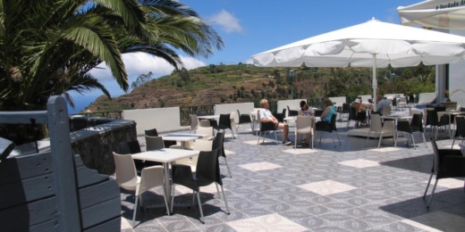 Jardim Atlantico, terasa