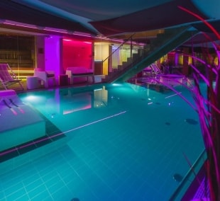 Johan Design & SPA Hotel baseinas estija