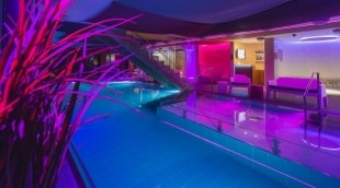 Johan Design & SPA Hotel vidaus baseinas