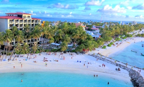 Kaani Grand Seaview hotel