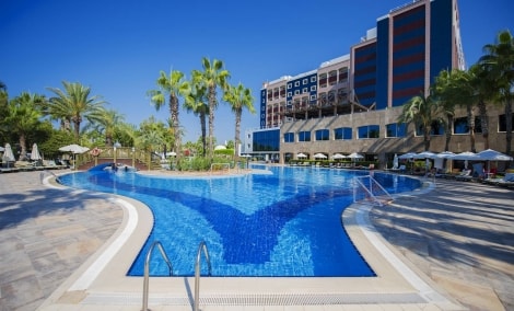Kamelya Selin Hotel baseinas