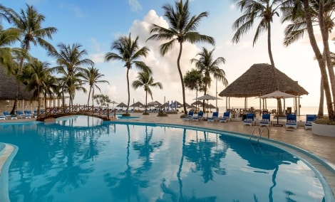 Kiwengwa Beach Resort baseinas
