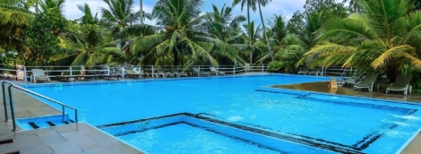 Lagoon Paradise Beach Resort baseinas