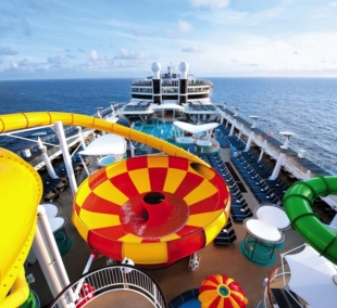 norwegian epic vandens parkas copy