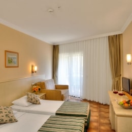 LAncora Beach9