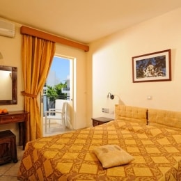 lefteris apartments 10892