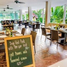 L'esprit De Naiyang Beach Resort 4