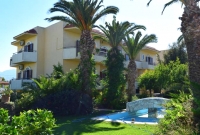 Lili Hotel teritorijsa 6733