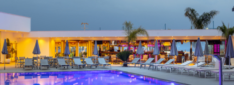 Limanaki Beach baseinas