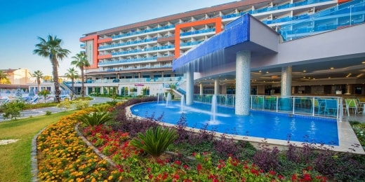 Lonicera World Resort & SPA, viešbutis