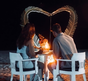 Maalu Maalu Resort & Spa vakariene