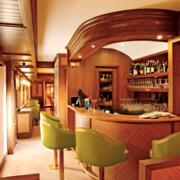 Maharaja Express Luxury Train safari bar