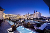 mardan palace teritorija2