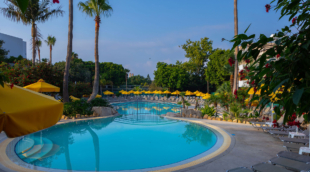 gardens pool
