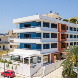 Mazoren Art Hotel 4