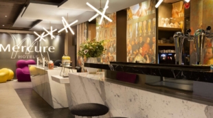 Mercure Paris Alesia, baras