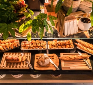 Mercure Paris Alesia, pusryčiai