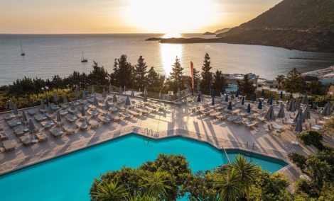 mitsis crete bali paradise main pool1