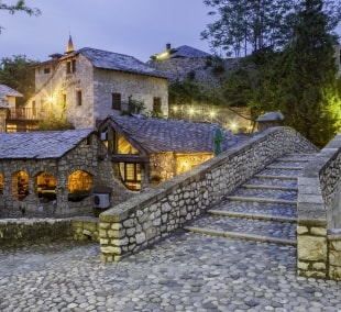 Mostar, laipteliai