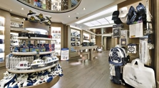MSC Divina parduotuves