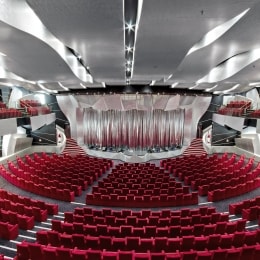MSC Divina teatras