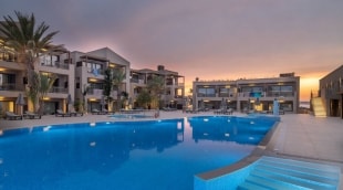 NANA GOLDEN BEACH, baseinas 4