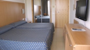 neptuno aparthotel kambarys 8008