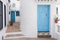 nerja namai