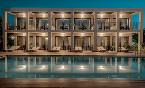 New Beach Hotel 1