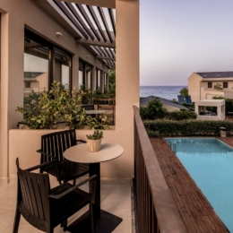 New Beach Hotel 4