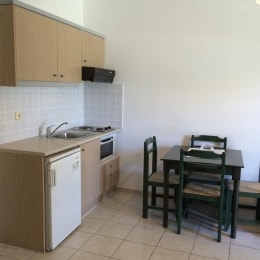 nikolas villas appartments virtuve 10071