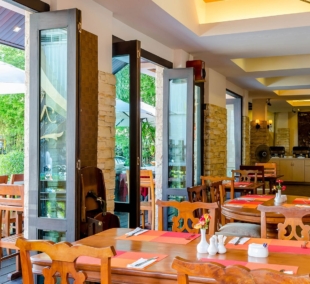 Nipa Resort, rstoranas
