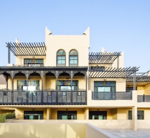 Novotel Bahrain Al Dana Resort, viešbutis