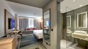 Novotel Sharjah Expo Centre, kambarys 1