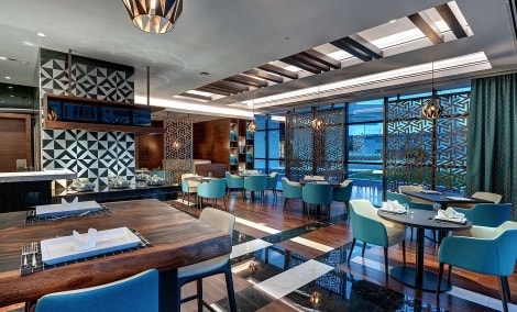 Novotel Sharjah Expo Centre, restoranas