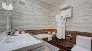 Olive Hotel Bishkek vonia