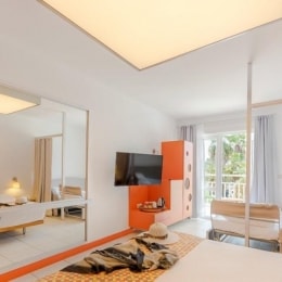 otium hotel seven seas numeris 10023