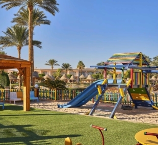 parrotel beach resort8