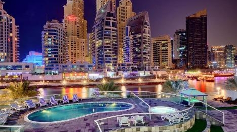 Pearl Marina Hotel Apartments baseinas