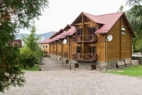 petros hotel ukraina 13800