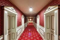 PLANETA HOTEL koridorius