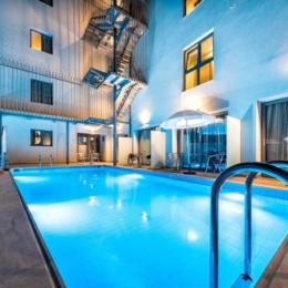 POLLIS HOTEL, baseinas