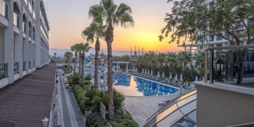 Port River Hotel & Spa3