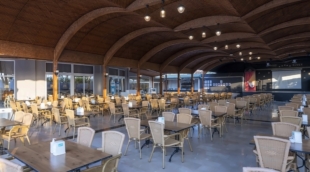 Port River Hotel & Spa8